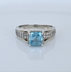 Genuine Blue Zircon Bridge Ring Sterling Silver Platinum Overlay Size 6!